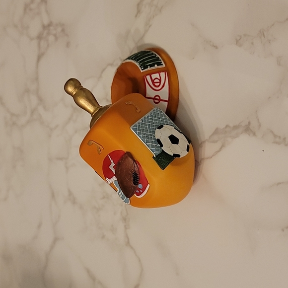 Vintage sports theme Dreidel & stand - Picture 5 of 5